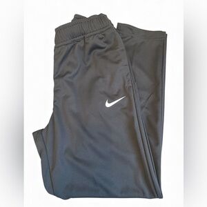 Nike Therma-Fit Track Pants NWT Boys Size Large Dark Grey